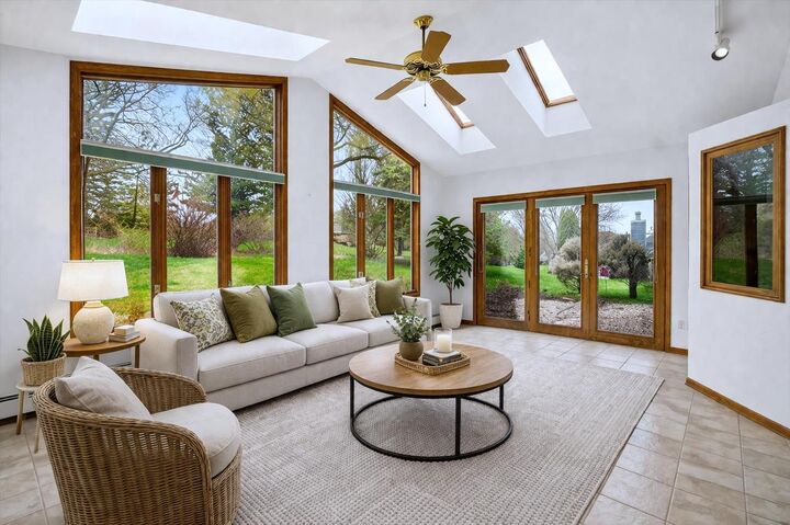 Property Photo:  224 Deer Ridge Drive  WI 53095 