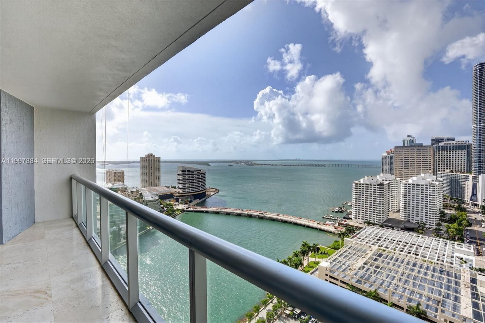 Property Photo:  495 SE Brickell Ave 2807  FL 33131 
