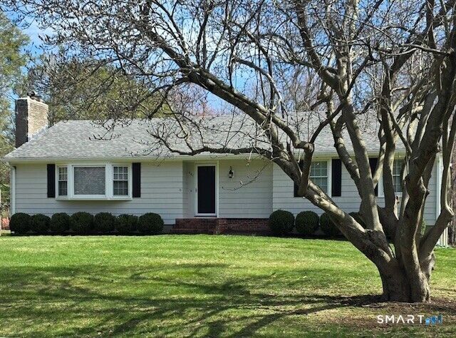 Property Photo: 441 David Court CT 06477