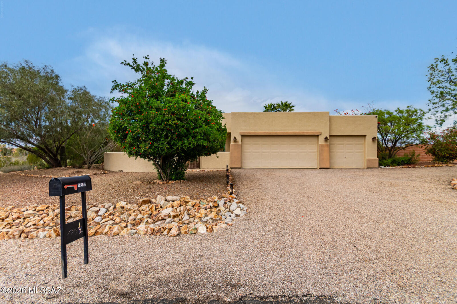 Property Photo: 14175 E Lazy Jake Lane AZ 85641