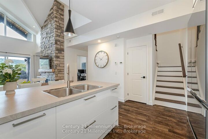 Property Photo:  16 Beckwith Lane 403  ON L9Y 3B6 