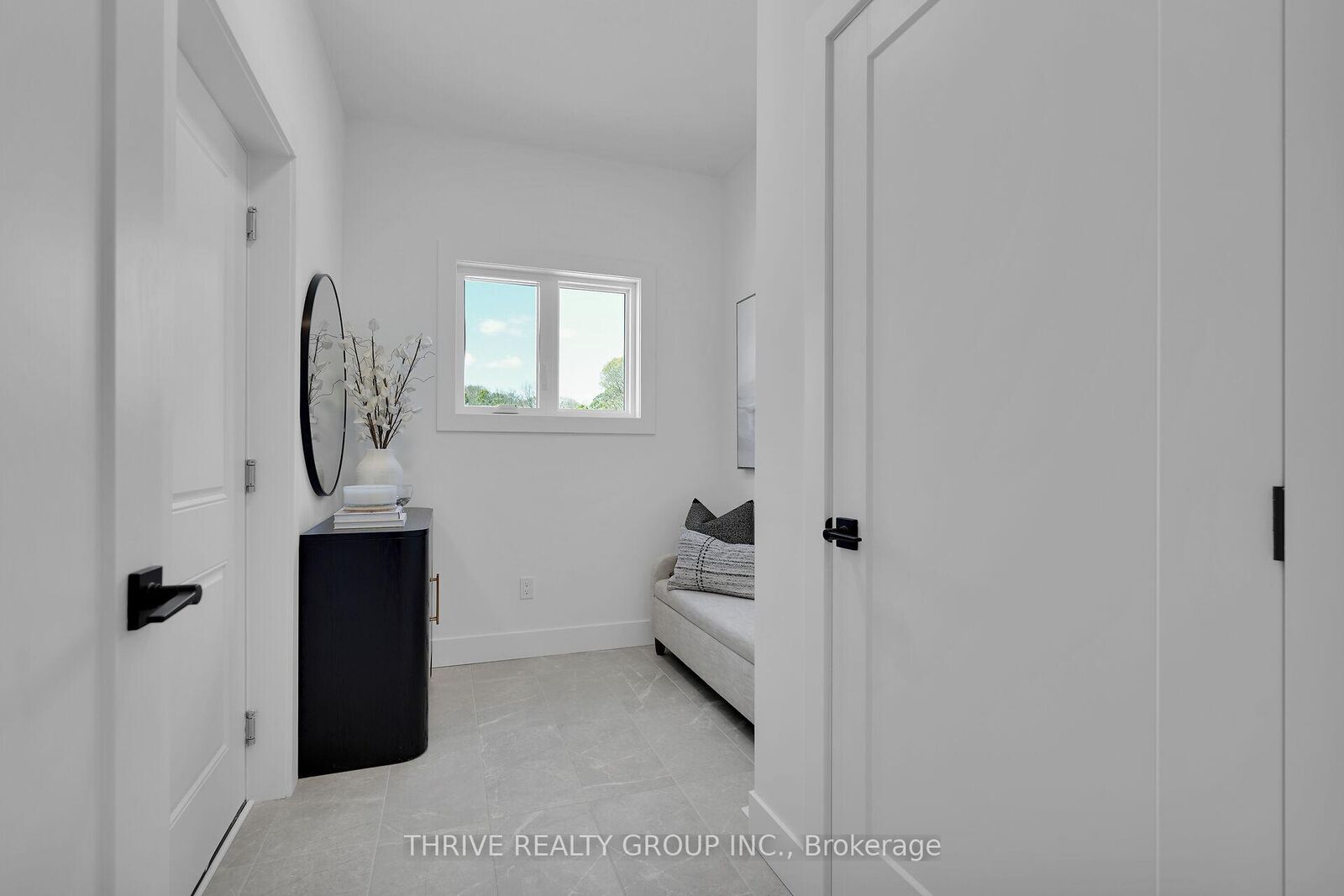 Property Photo: 101 Meadowlily Road S 60 ON N6M 1C3