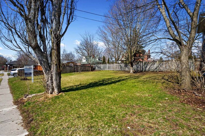 Property Photo:  104 Anne Street  ON K9A 1G5 