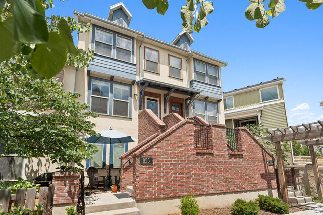 Property Photo:  855 W Capraia Ct  UT 84047 