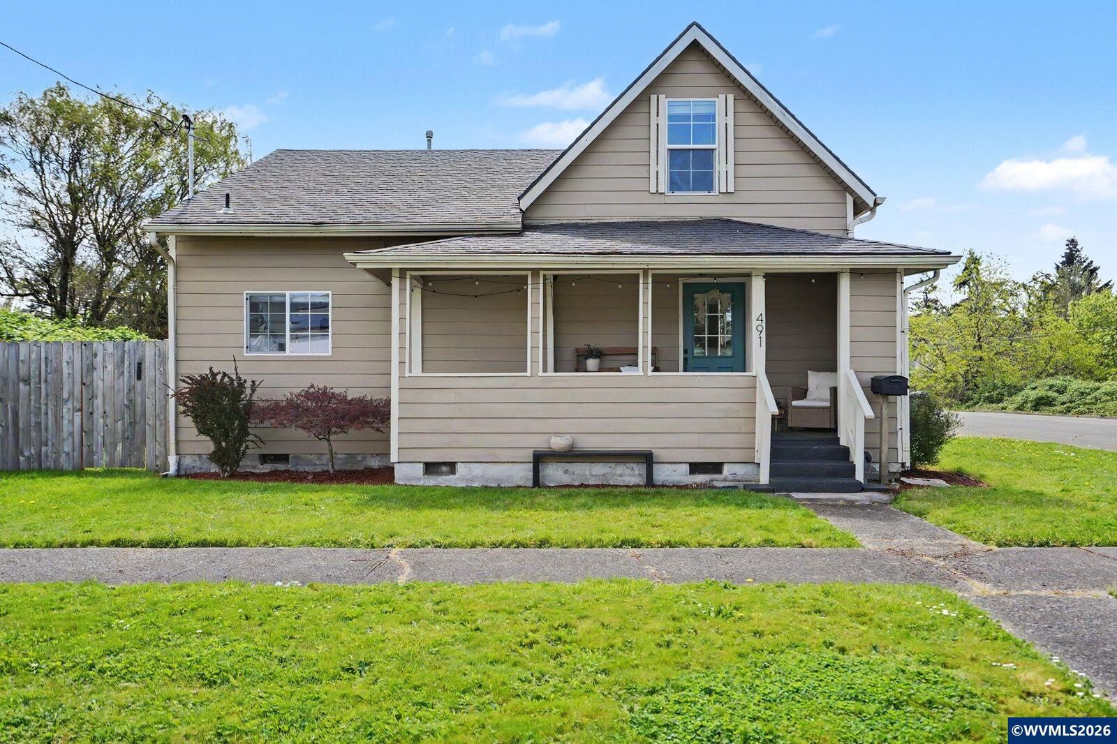 Property Photo:  491 Butler St  OR 97351 