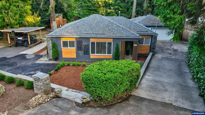 Property Photo:  150 Rees Hill Rd SE  OR 97306 