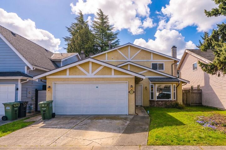 9288 Romaniuk Drive — photo 1