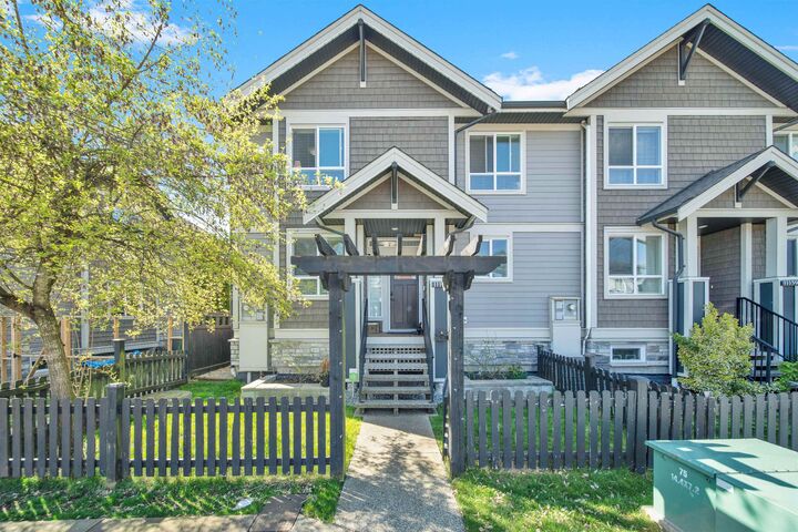11155 240 Street — photo 1