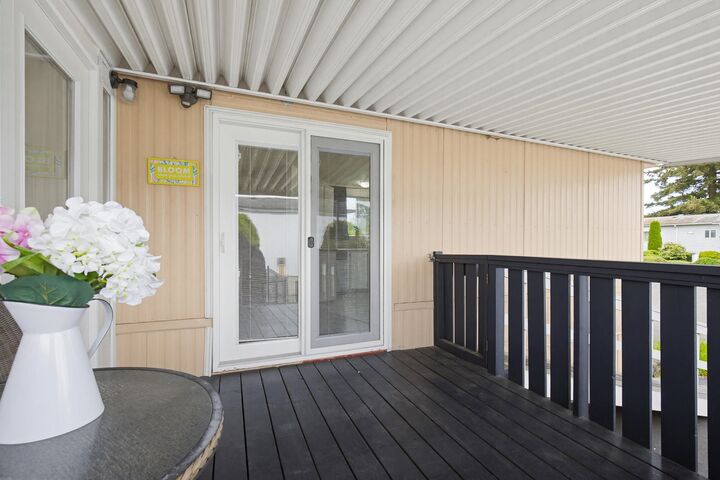 Property Photo: 27111 0 Avenue 129 BC V4W 2T3