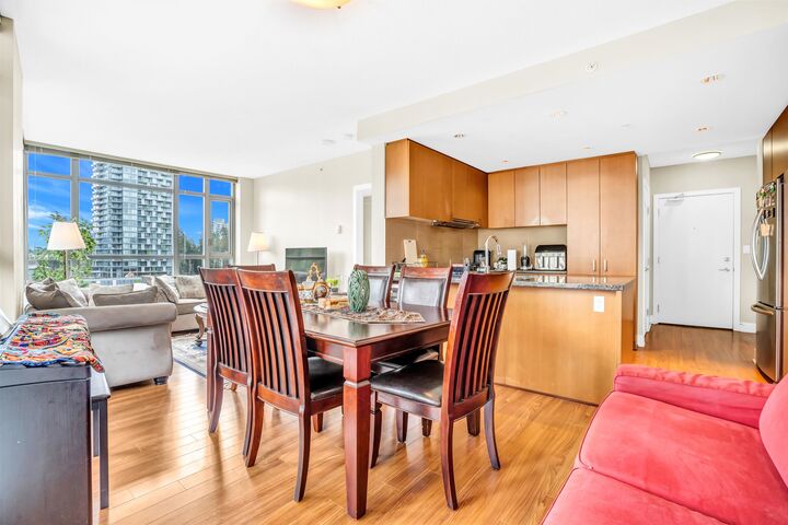 3008 Glen Drive 1003 — photo 1