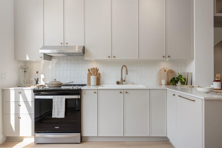 Property Photo: 14150 58A Avenue 147 BC V3X 0L1