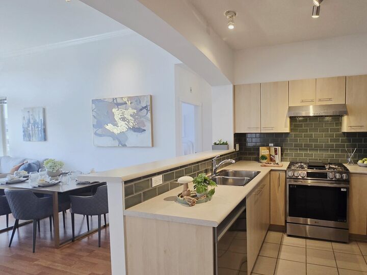 Property Photo: 5133 Garden City Road 1427 BC V6X 4H9
