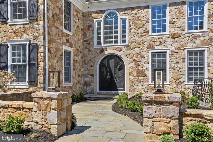 Property Photo:  1300 Valley Road  PA 19085 
