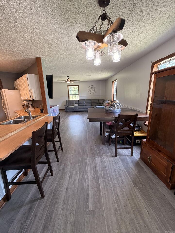 Property Photo:  450 Pinewood Road  AR 71665 