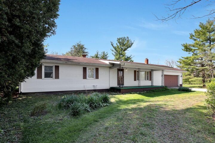 Property Photo:  11485 Heigle SW Road  OH 43154 