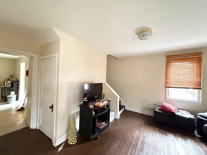 Property Photo:  798 Pike SW Street  OH 43062 