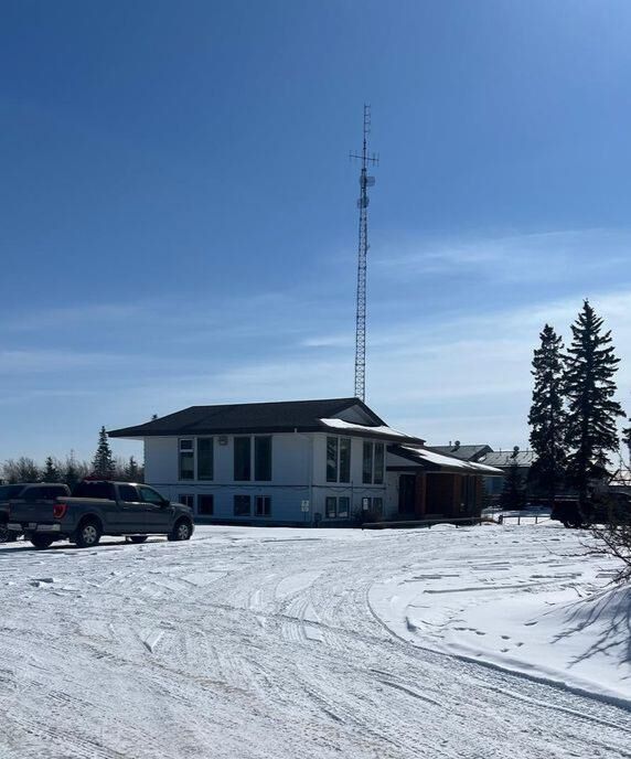 Property Photo:  4612  44 St  AB T0A 3A3 