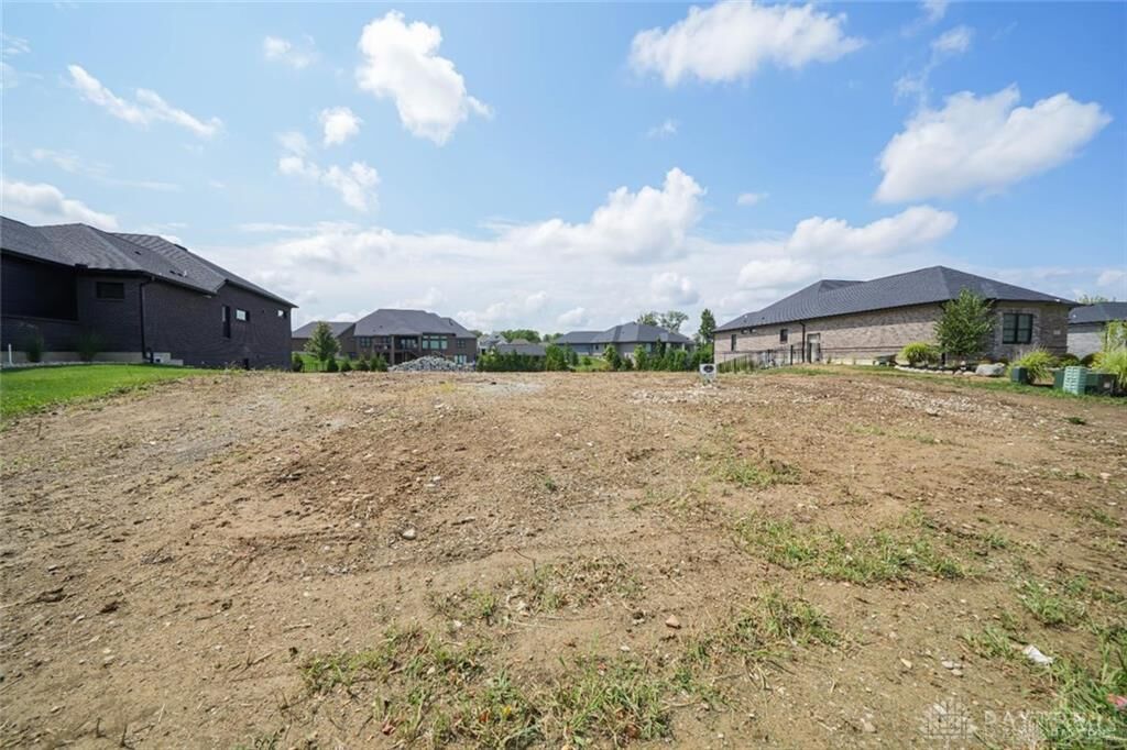 Property Photo:  1947 Horseshoe Bend  OH 45458 