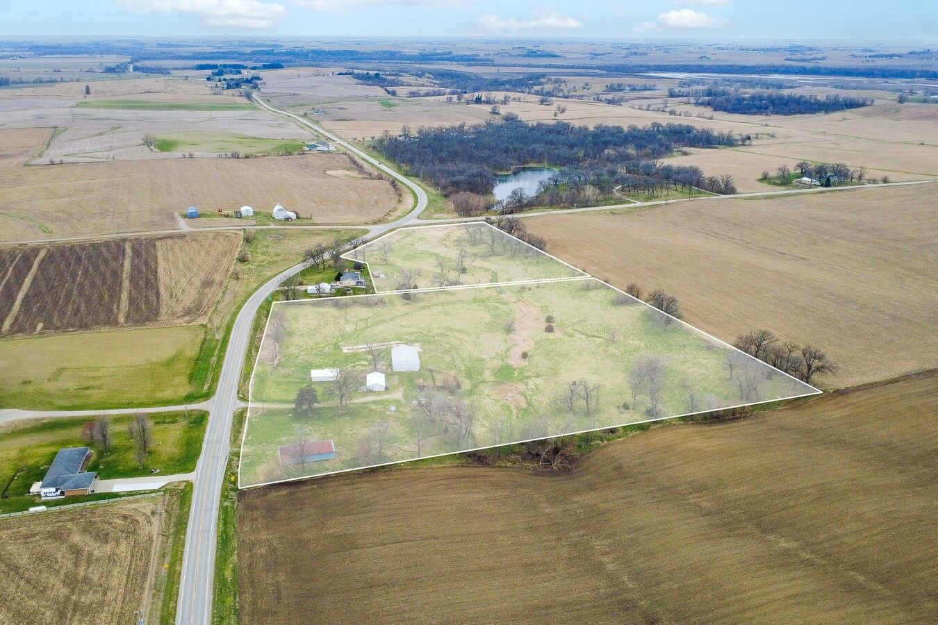Property Photo: 5823 Highway S74 S IA 50208