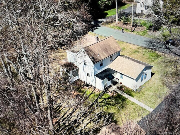 Property Photo:  4 Sandhage Drive  NY 10965 