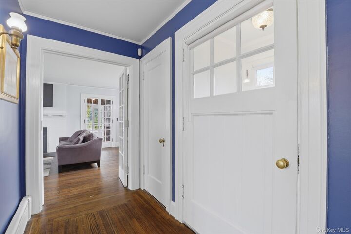 Property Photo:  12 Little John Place  NY 10605 