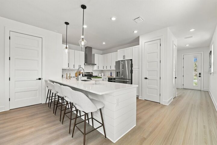 Property Photo:  2508 W Gray Street 2  FL 33609 
