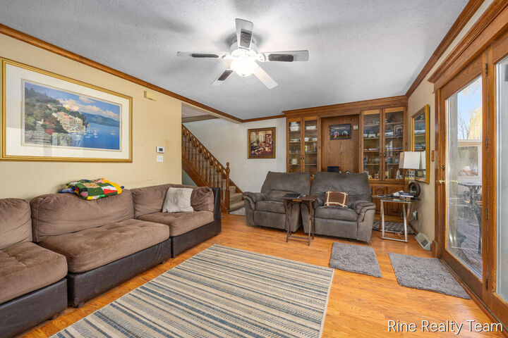 Property Photo: 1555 Knapp Street NE MI 49505