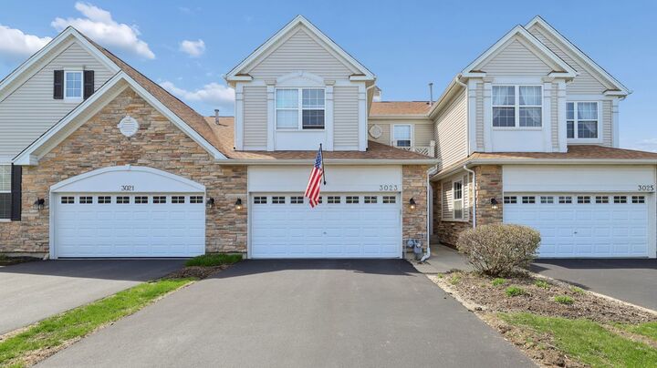 Property Photo:  3023 Talaga Drive  IL 60102 