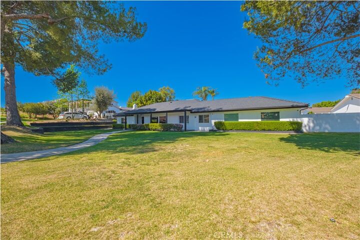 Property Photo:  9109 La Alba Dr  CA 90603 