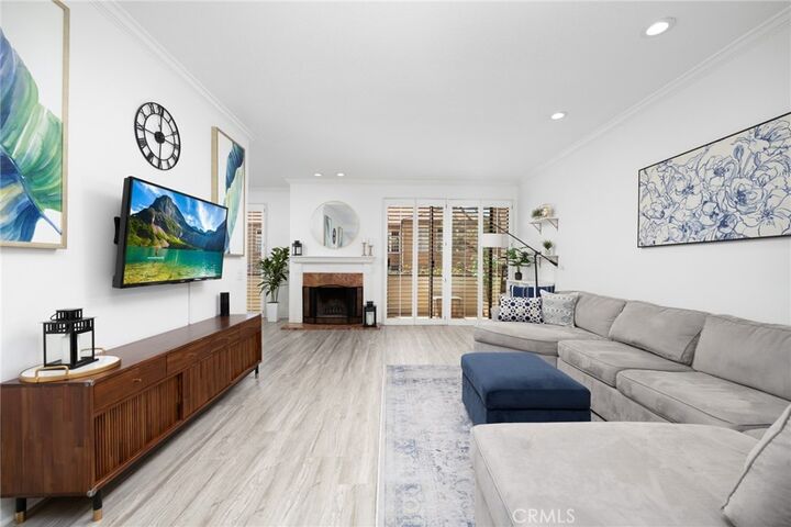 Property Photo: 1271 Granville Avenue 102 CA 90025