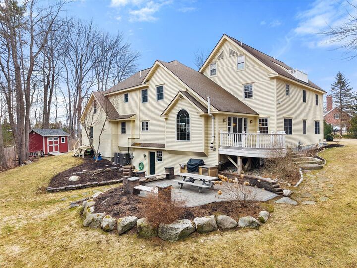 Property Photo:  43 Darling Parke Drive  ME 04401 