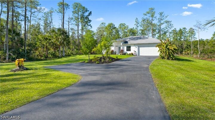 Property Photo:  569 Desoto Boulevard S  FL 34117 