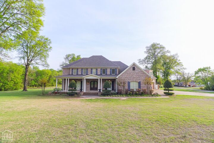 Property Photo:  501 E Lawson Road  AR 72404 