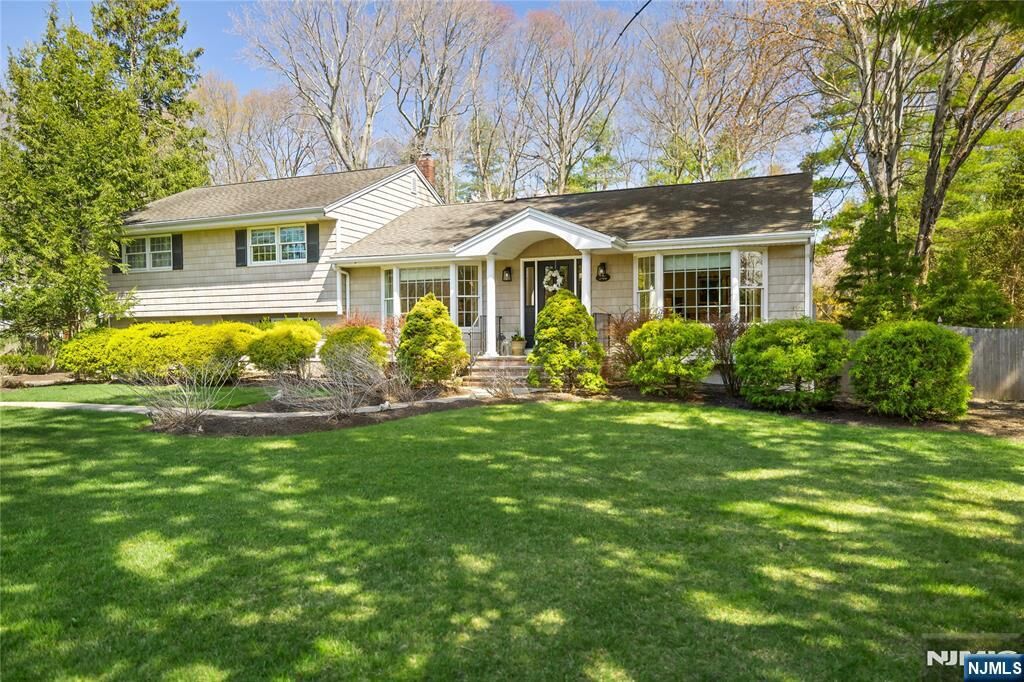 Property Photo:  548 Rivervale Road  NJ 07675 