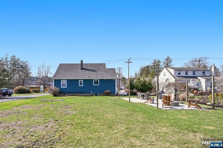 Property Photo:  194 Ramapo Valley Road  NJ 07436 