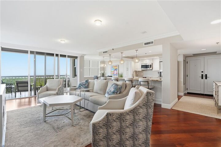 Property Photo: 6585 Nicholas Blvd 902 FL 34108