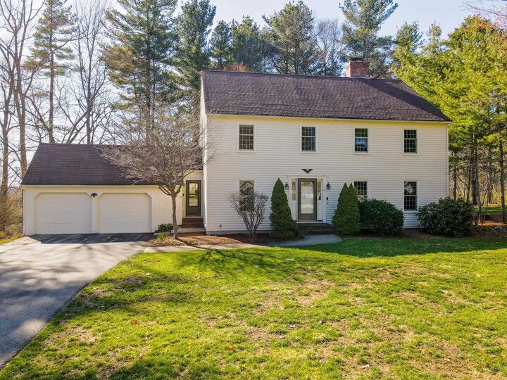 Property Photo: 19 Lisa Drive NH 03062