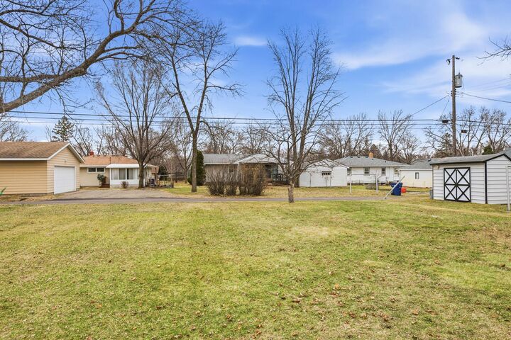 Property Photo:  828 28th Avenue N  MN 56303 