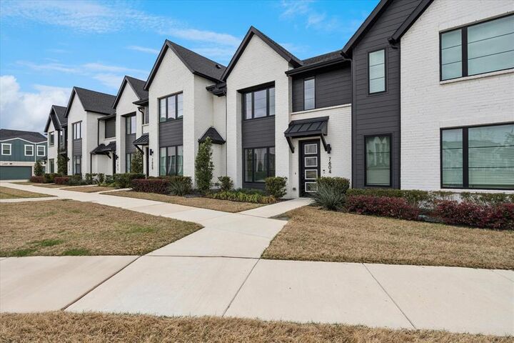 Property Photo: 7604 Rambler Lane TX 76182