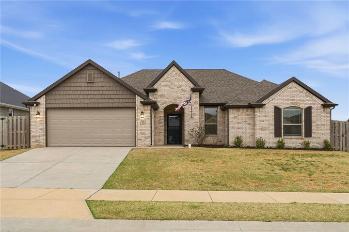 Property Photo:  701 Tiger Eye Avenue  AR 72745 