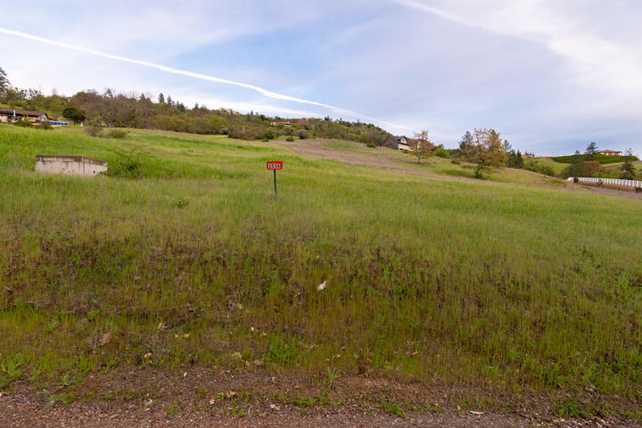 Property Photo:  3556 Dodson Road  OR 97504 