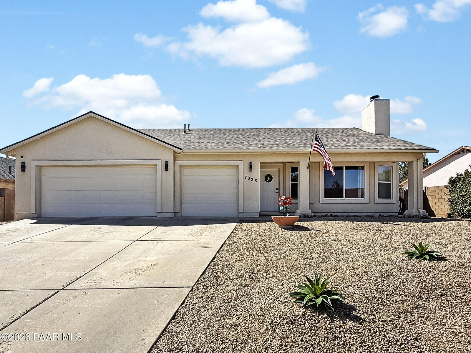 Property Photo:  7028 E Horizon Way  AZ 86315 