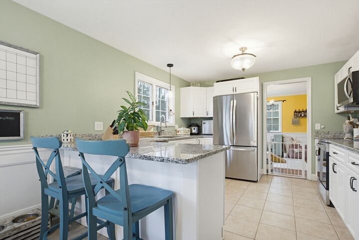 Property Photo:  6 Walker Pond Rd  MA 01566 