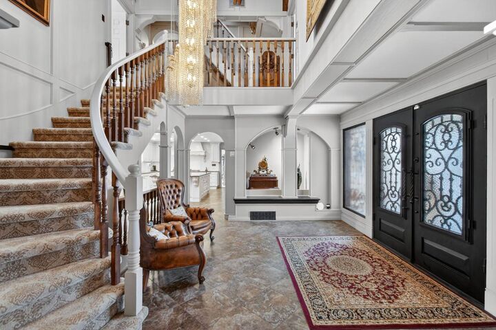 Property Photo:  102 West Terrace Crescent  AB T4C 1R9 