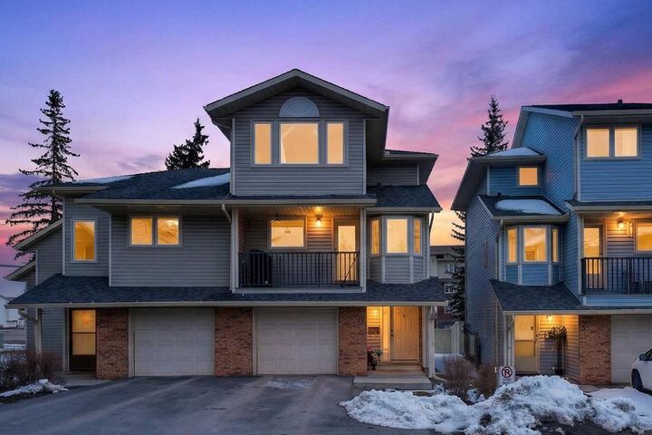 Property Photo:  53 Millrise Lane SW  AB T2Y 2C4 