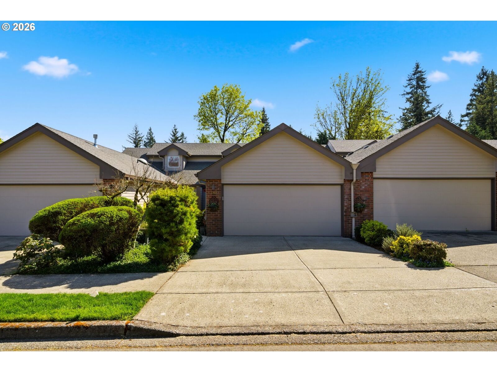 Property Photo:  1210 NW 23rd Ave  WA 98607 