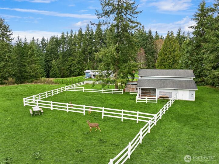 Property Photo:  877  Bywater Way  WA 98365 