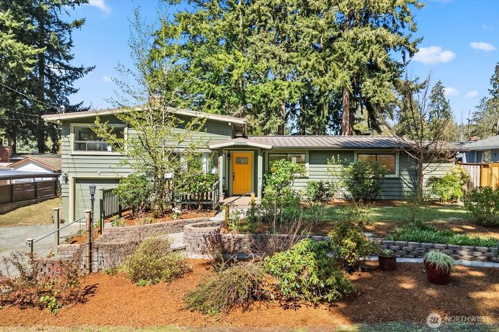 Property Photo:  10601  242nd Place SW  WA 98020 