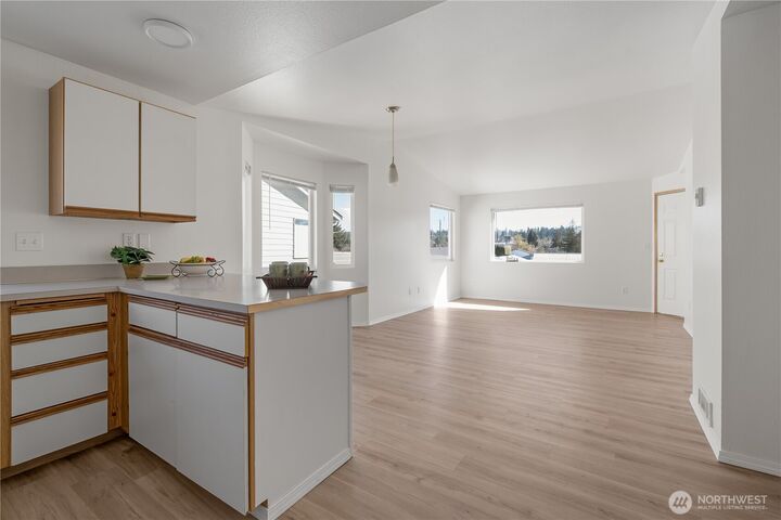 Property Photo: 537 NE Ellis Way B201 WA 98277