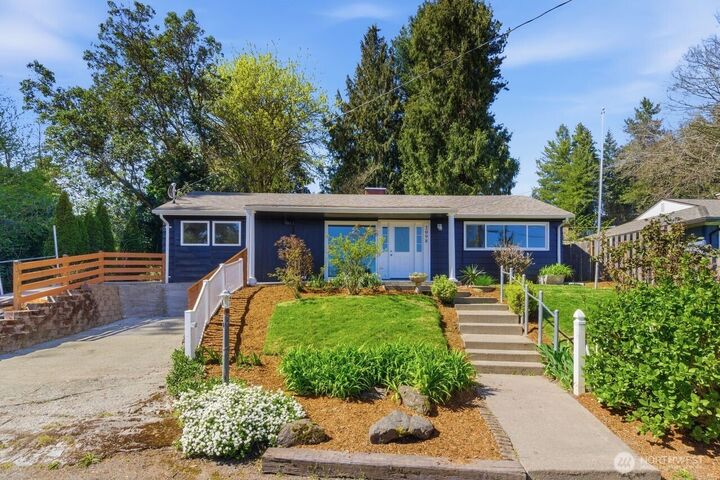 Property Photo:  2098 NE Sunrise Drive  WA 98310 